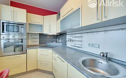 Prodej bytu 3+1 56 m², Cihlářská čtvrť, Hodonín