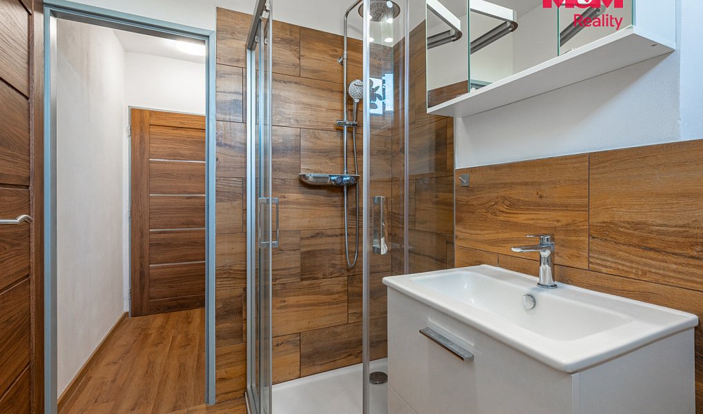 Prodej domu 130 m² s pozemkem 357 m², Tochovice – náhled fotky 14