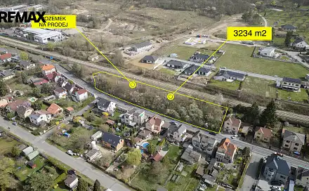 Prodej komerčního pozemku 3 234 m², Beroun