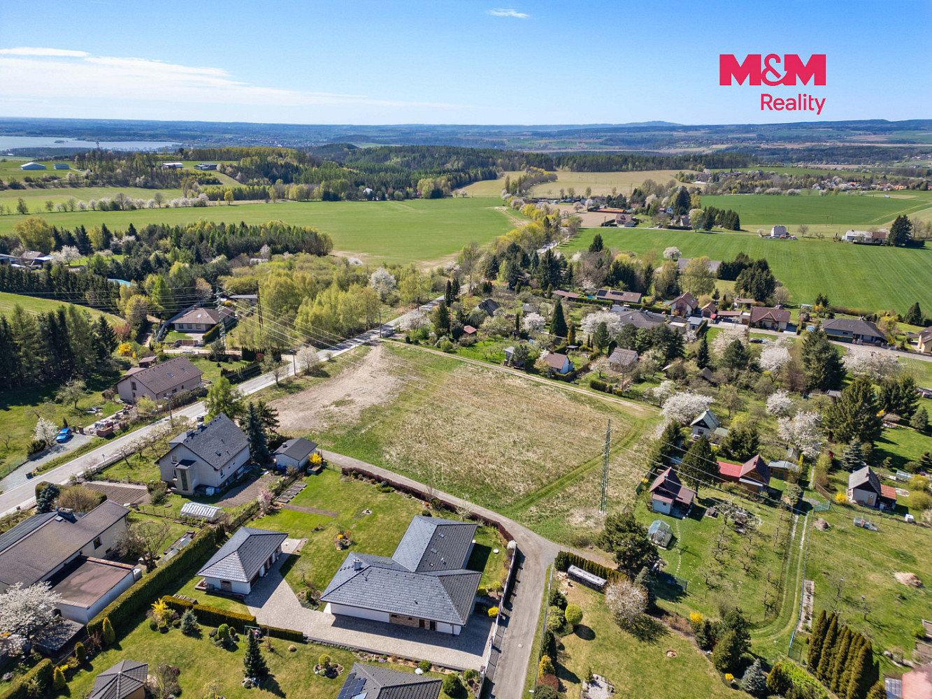 Prodej stavebního pozemku 1 384 m² – fotografie 4