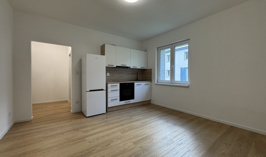 Pronájem bytu 2+kk 38 m², Ostrava – náhled fotky 4