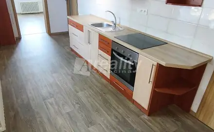 Pronájem bytu 2+1 65 m², Náměšť nad Oslavou, okres Třebíč