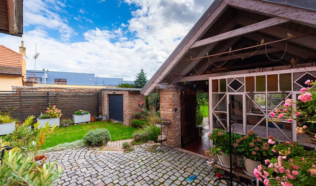 Prodej domu 129 m² s pozemkem 568 m², Jirny – náhled fotky 2