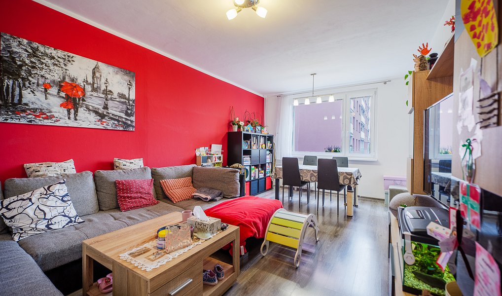 Prodej bytu 3+1 74 m², Jičín – náhled fotky 2