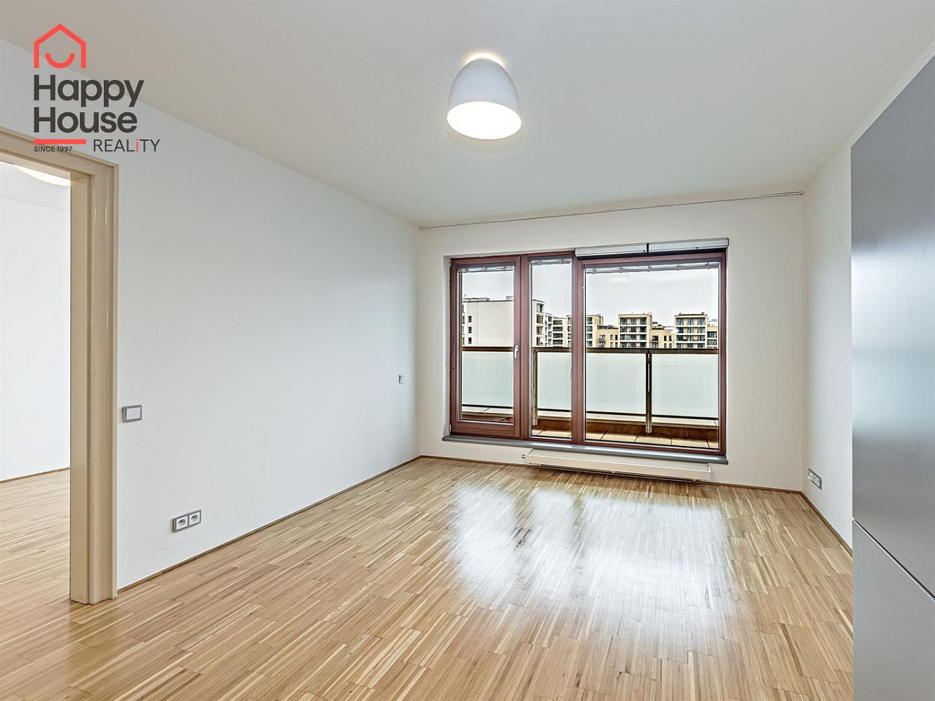 Pronájem bytu 2+kk 45 m² – fotografie 4