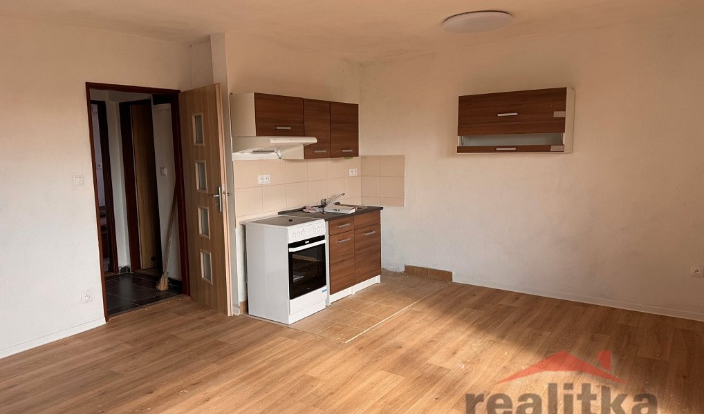 Pronájem bytu 2+kk 43 m², Opava – náhled fotky 2