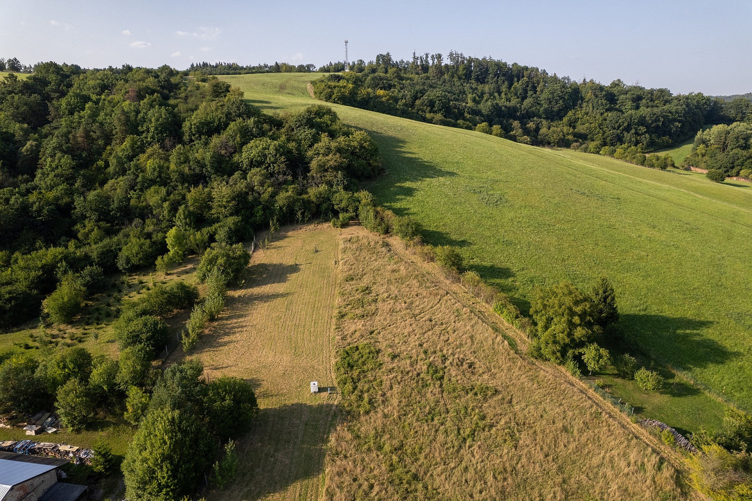 Prodej stavebního pozemku 1 063 m² – pohled 5