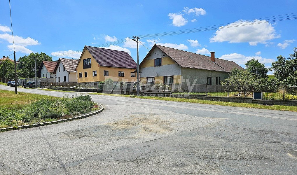 Prodej domu 310 m² s pozemkem 2 061 m², Kamenice – náhled fotky 30