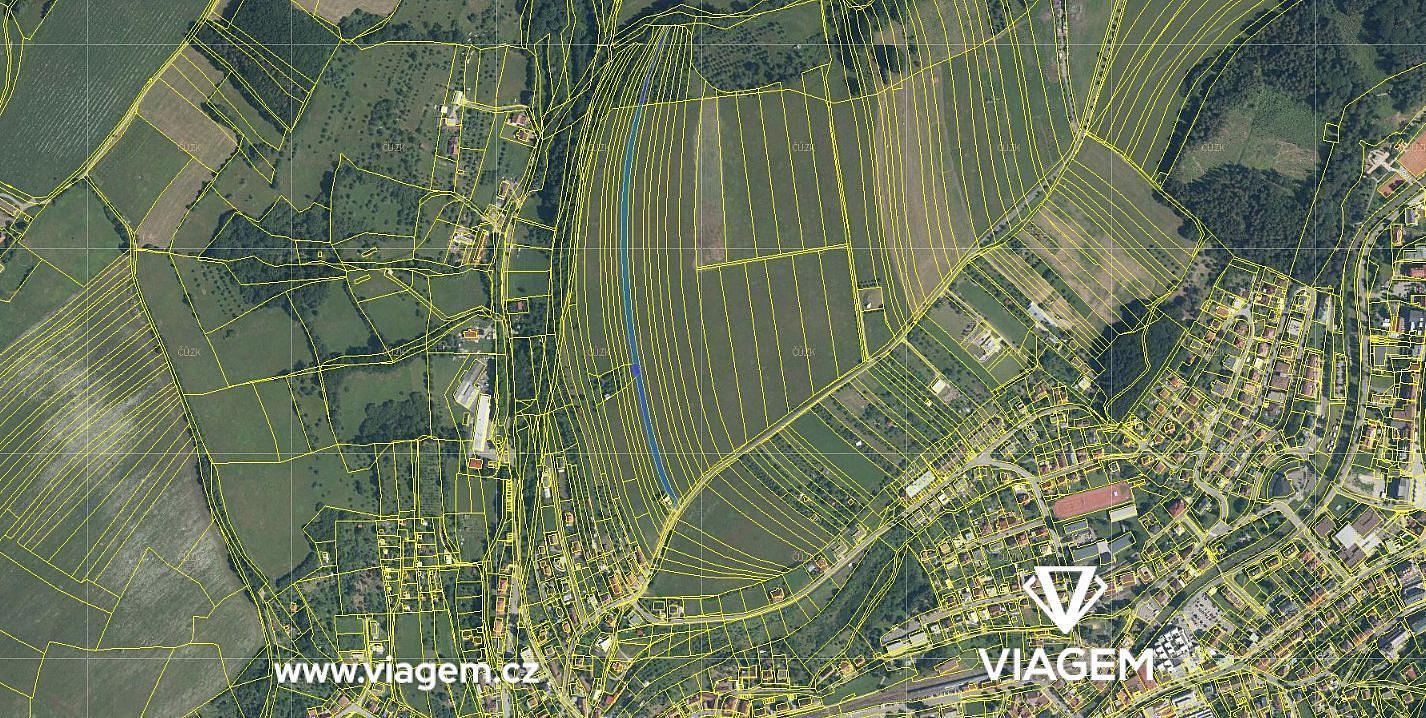 Prodej stavebního pozemku 2 570 m²