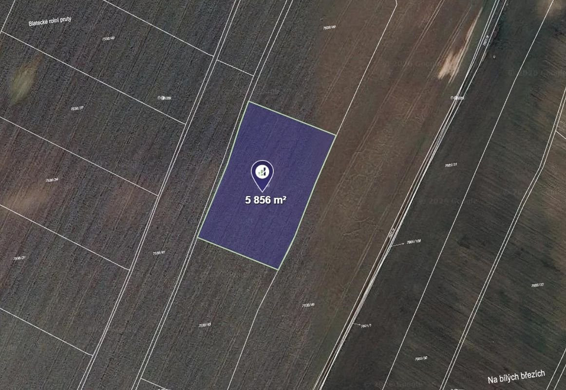 Prodej pole 1 464 m²