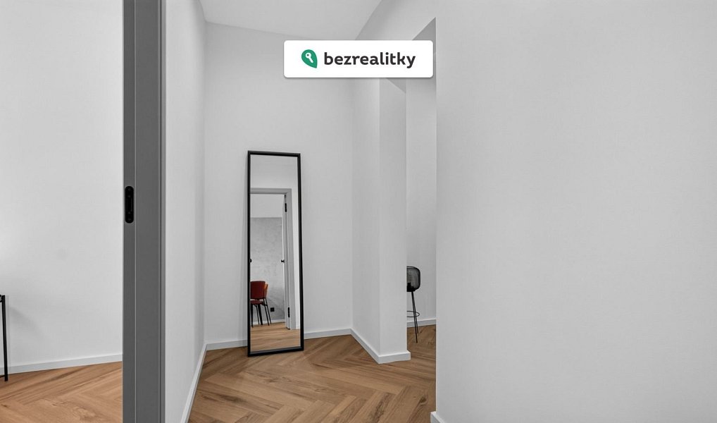 Prodej bytu 2+kk 44 m², Praha – náhled fotky 16