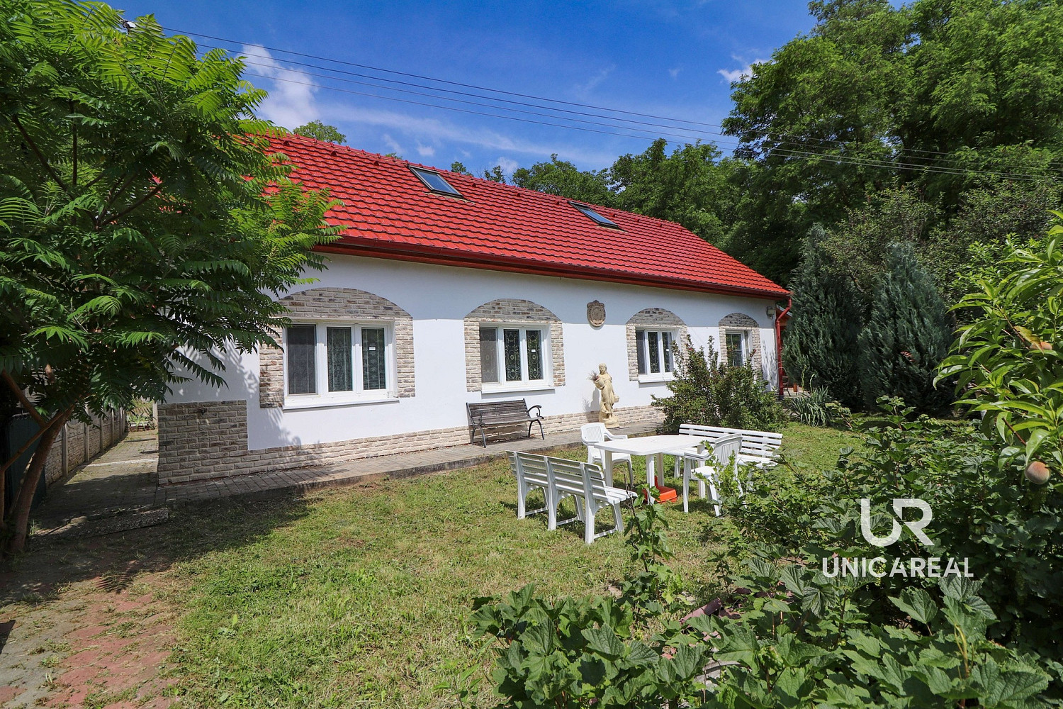Prodej domu 230 m² s pozemkem 1 573 m² – další