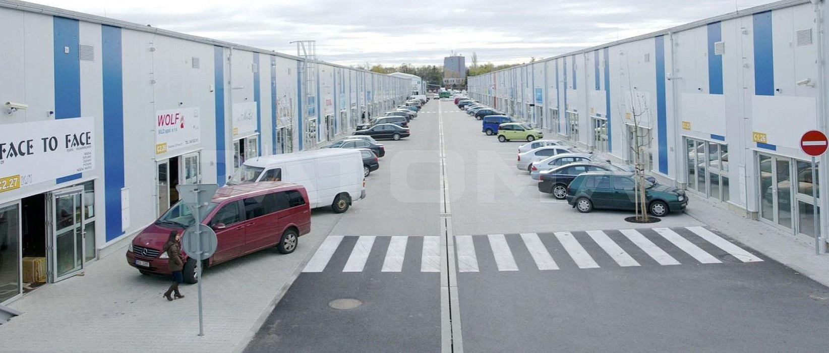Pronájem skladovacích prostor 205 m²