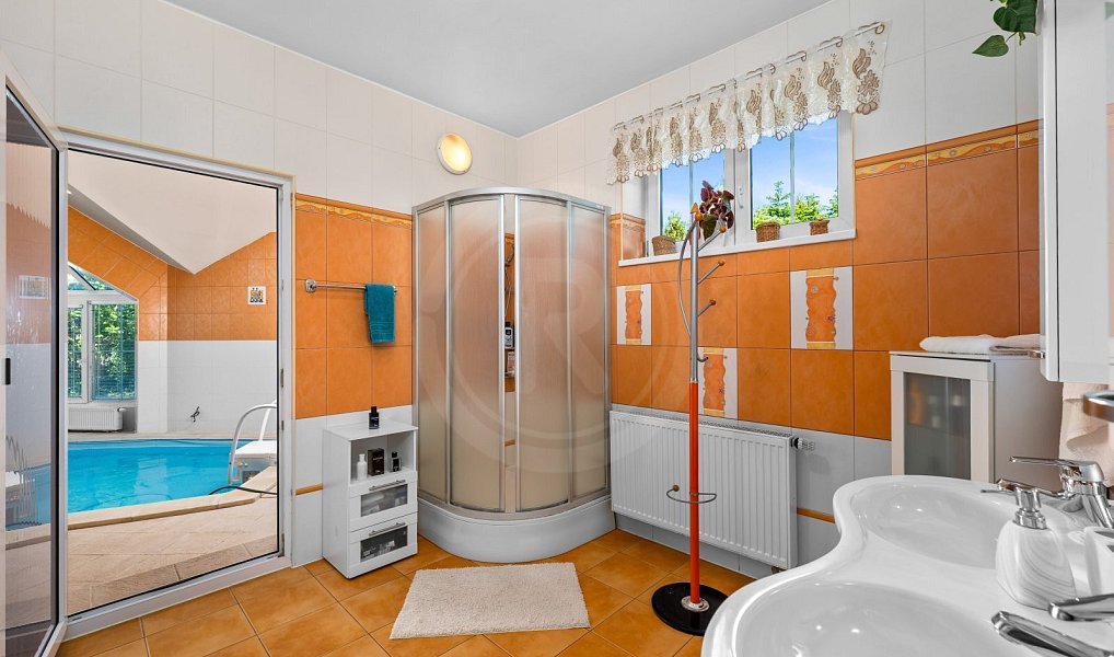 Prodej domu 340 m² s pozemkem 1 147 m², Tábor – náhled fotky 24