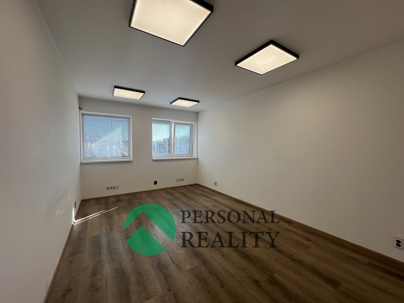Pronájem skladovacích prostor 1 890 m² – fotografie 5