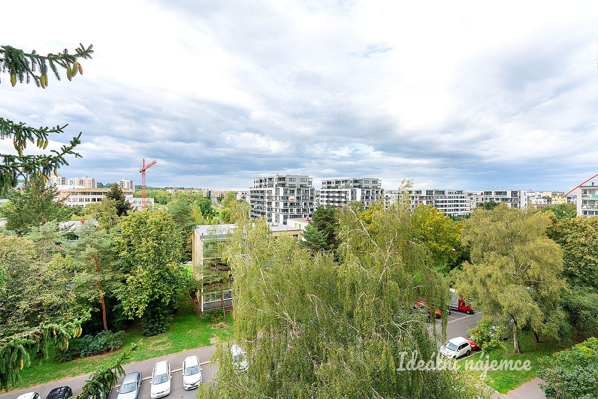 Pronájem bytu 3+kk 68 m² – fotografie 3