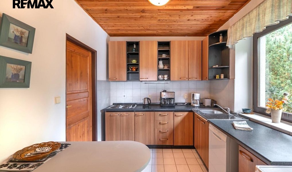 Prodej domu 239 m² s pozemkem 404 m², Harrachov – náhled fotky 8