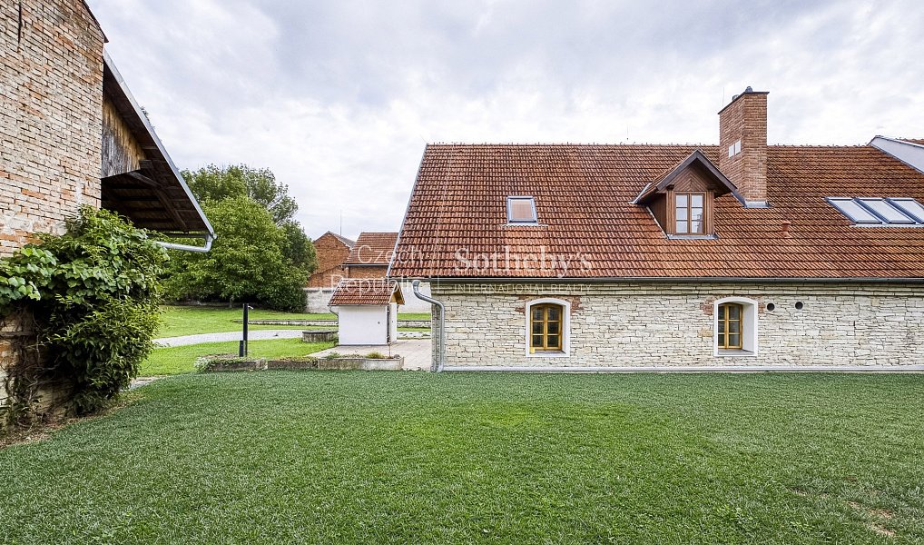 Prodej domu 350 m² s pozemkem 7 500 m², Lozice – náhled fotky 20