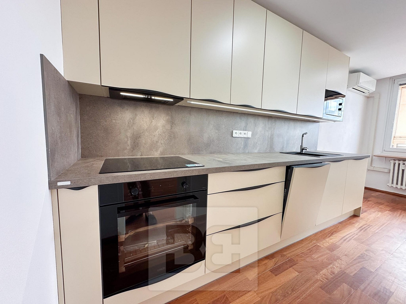 Pronájem bytu 3+kk 80 m²