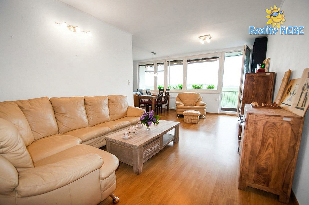 Pronájem bytu 3+kk 75 m²