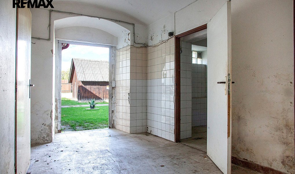 Prodej domu 420 m² s pozemkem 471 m², Krhová – náhled fotky 18
