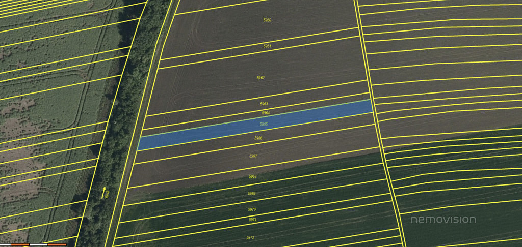 Prodej pole 595 m²