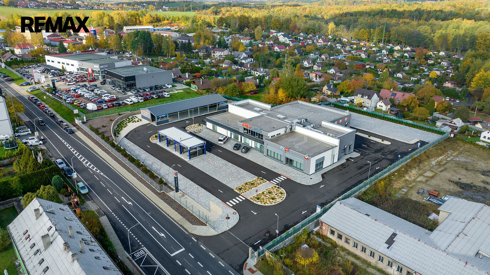 Prodej komerčního objektu (jiného typu) 1 967 m²