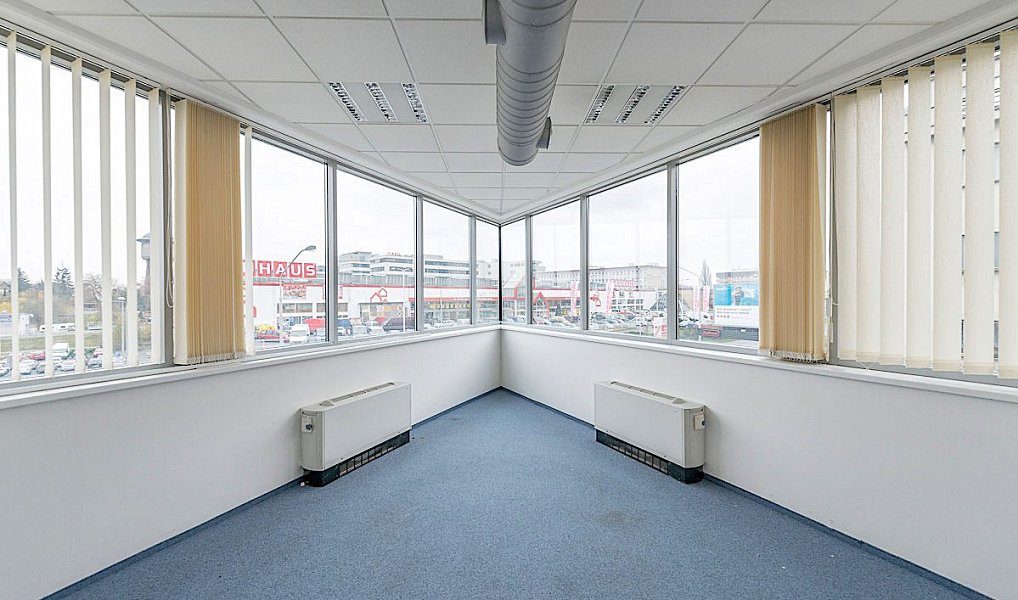 Pronájem kanceláře 321 m², Praha – náhled fotky 7