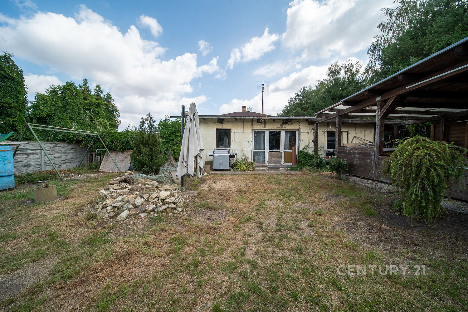 Prodej domu 145 m² s pozemkem 2 417 m² – fotografie 2