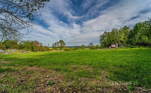 Prodej stavebního pozemku 1 956 m², Vysoký Chlumec, okres Příbram