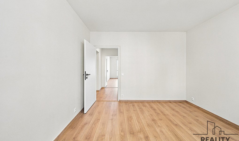 Prodej bytu 3+1 72 m², Hodonín – náhled fotky 8