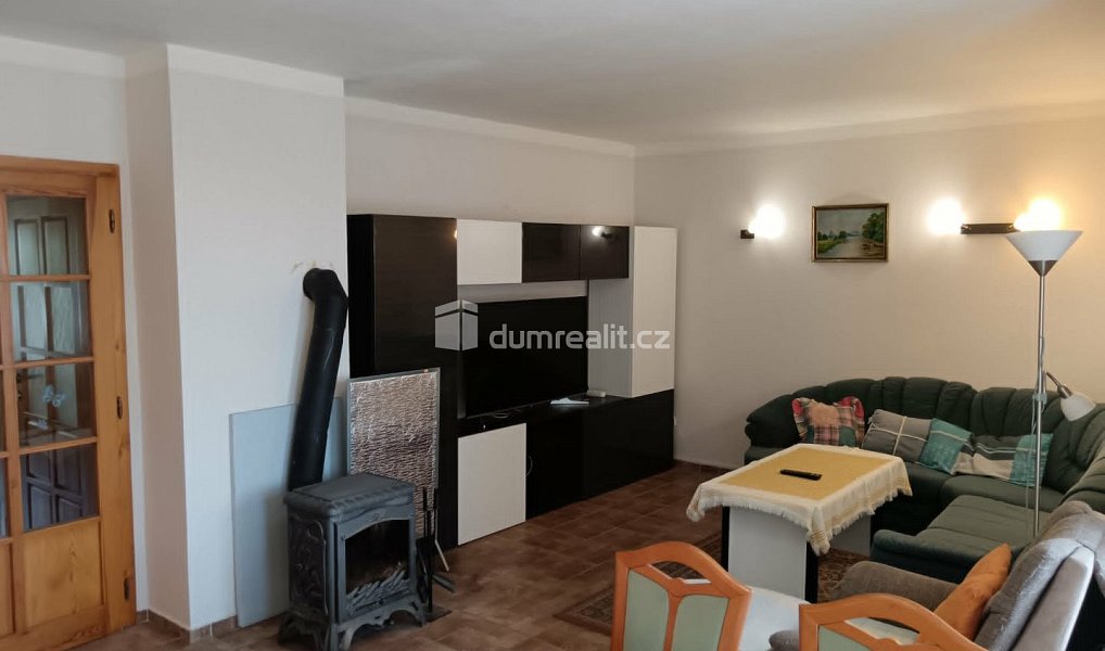 Prodej domu 300 m² s pozemkem 1 427 m², Bystřice – náhled fotky 3