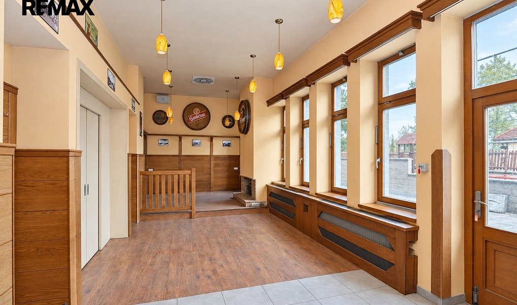 Prodej obchodních prostor 456 m², Beroun – náhled fotky 8