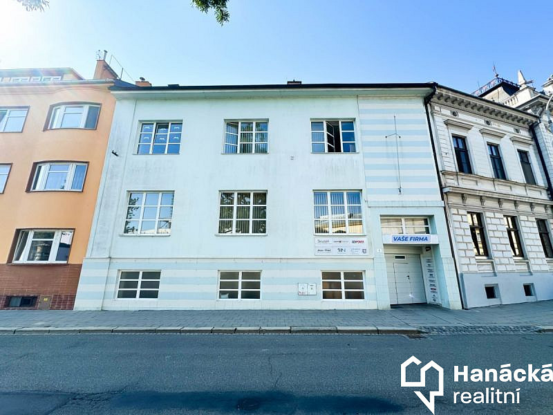 Pronájem kanceláře 210 m² – pohled 2
