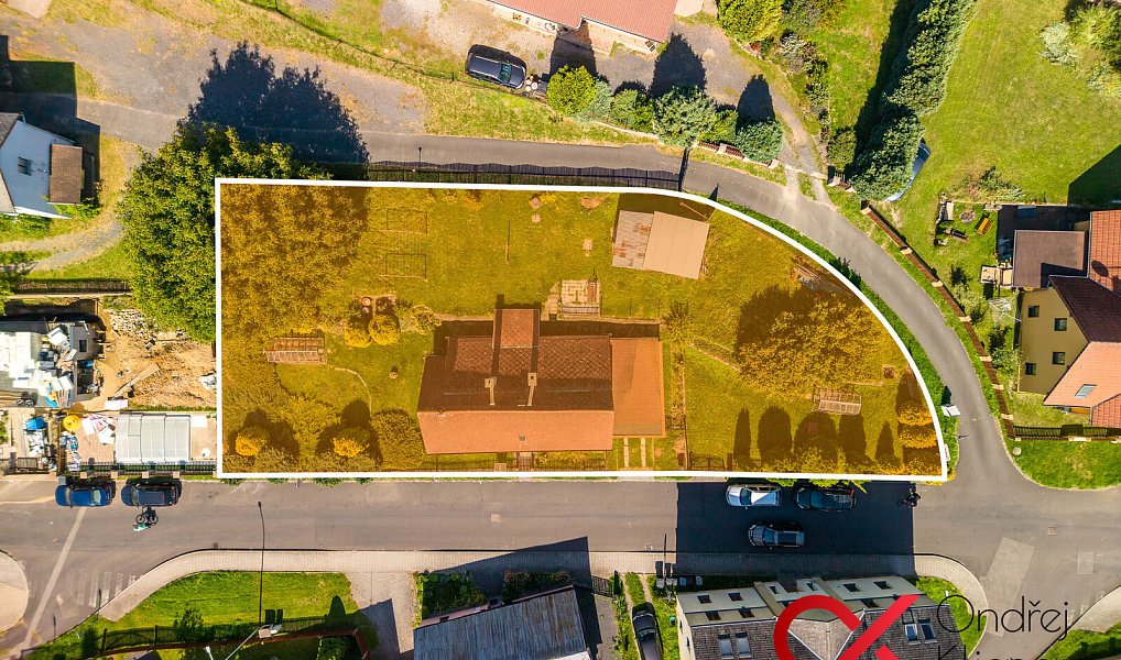 Prodej domu 110 m² s pozemkem 1 076 m², Žandov – fotka 1 z 36