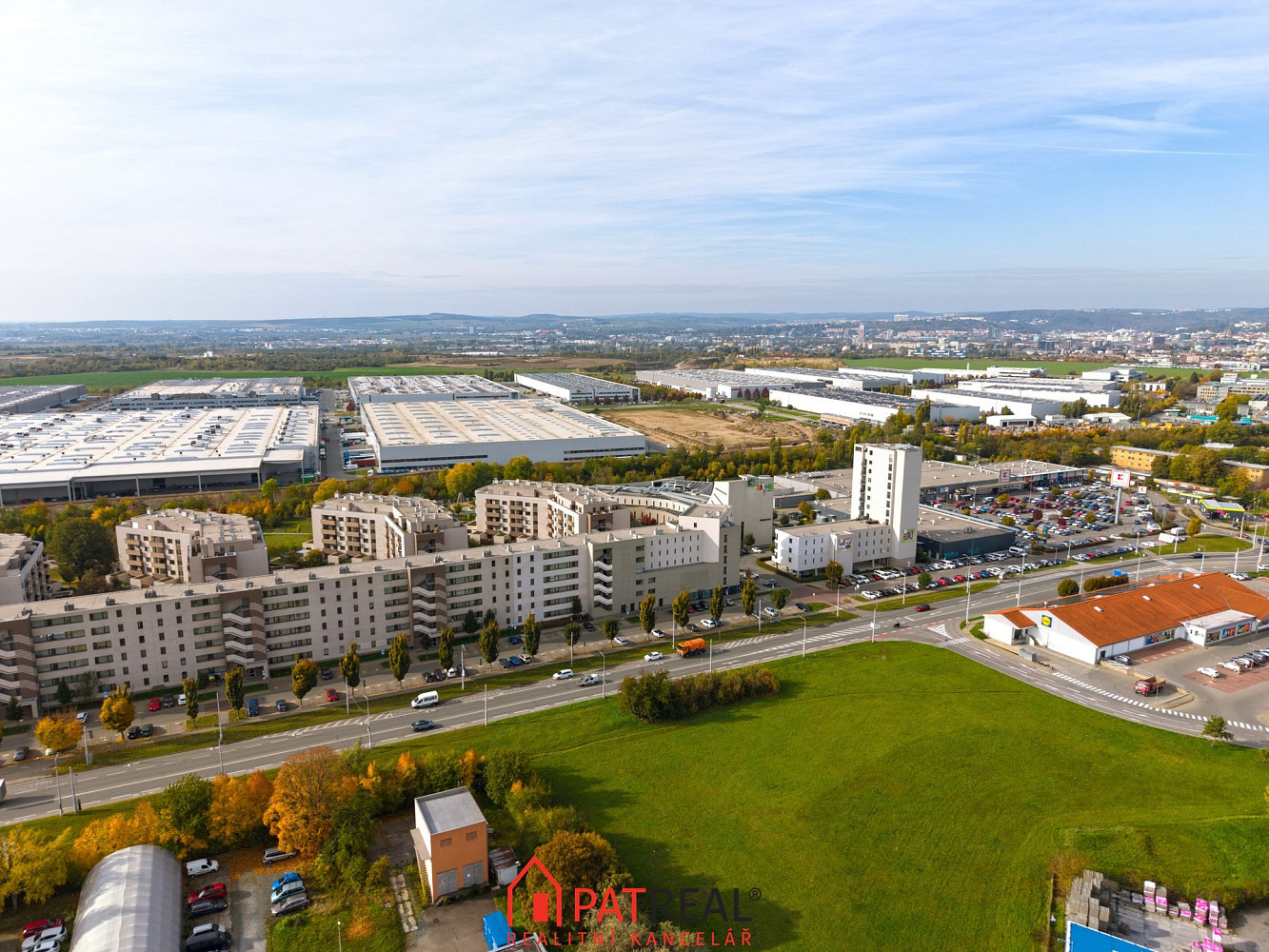 Pronájem bytu 2+kk 121 m²