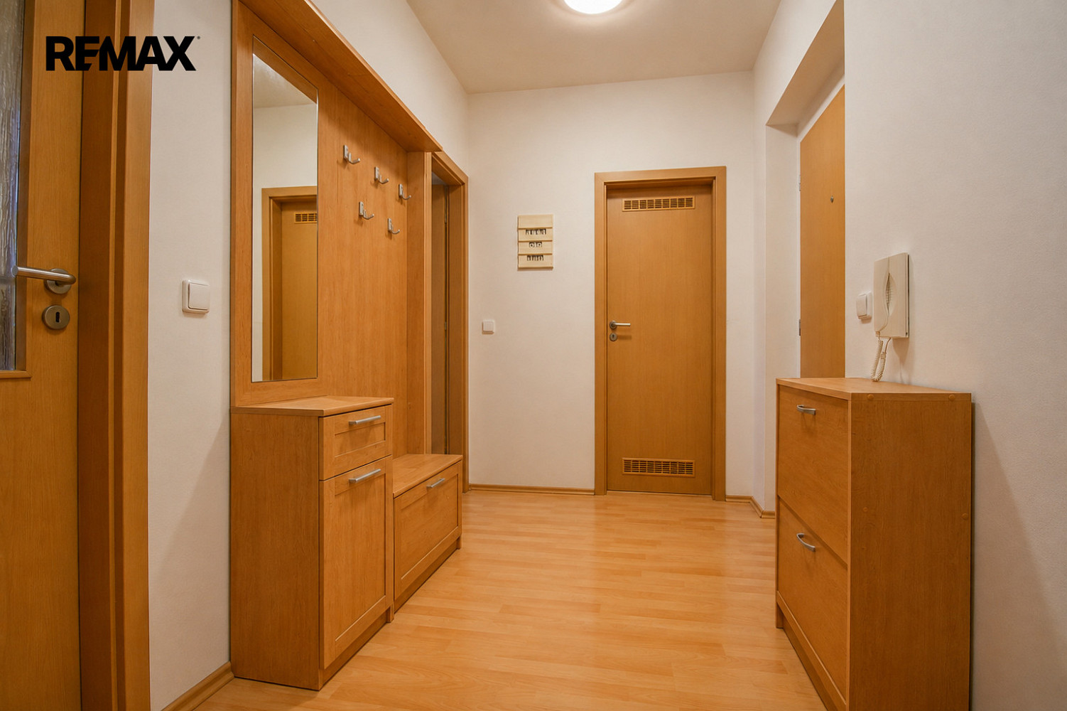Pronájem bytu 2+kk 70 m² – fotografie 4