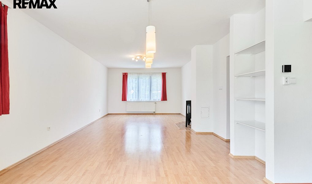 Prodej domu 206 m² s pozemkem 673 m², Chýnice – náhled fotky 3