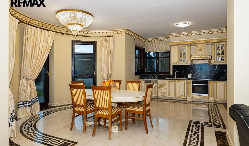 Pronájem domu 450 m² s pozemkem 701 m², Praha – náhled fotky 2