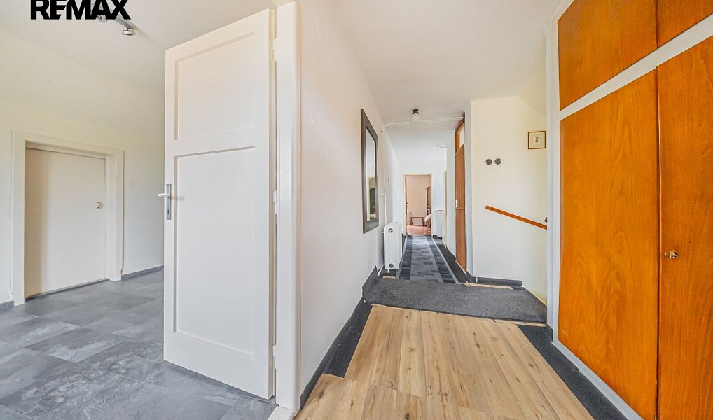 Prodej domu 167 m² s pozemkem 646 m², Kladno – náhled fotky 32