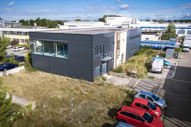 Prodej skladovacích prostor 860 m² – fotografie 3