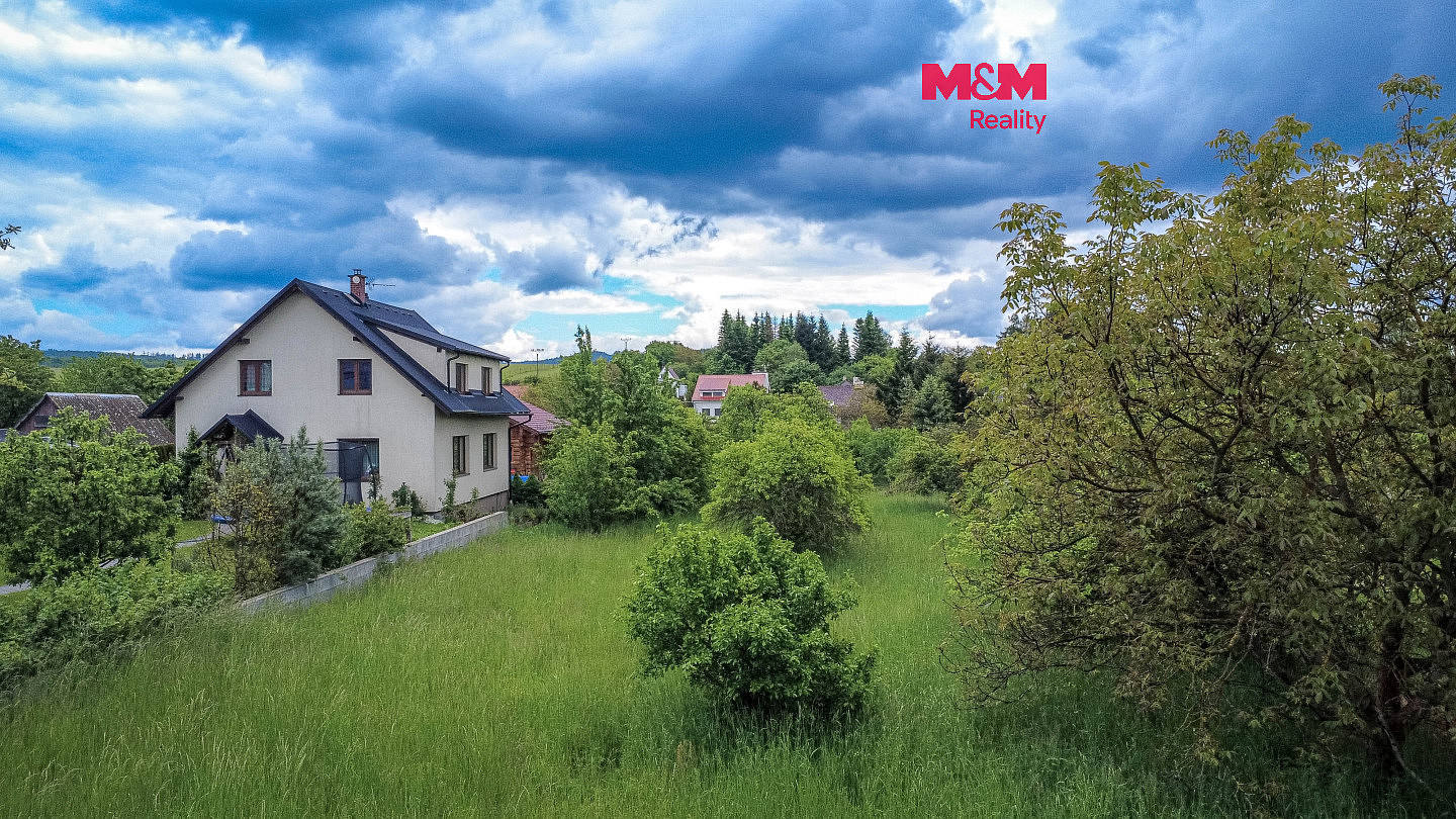 Prodej stavebního pozemku 1 241 m²