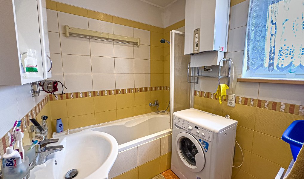 Prodej bytu 2+1 75 m², Teplice – náhled fotky 17