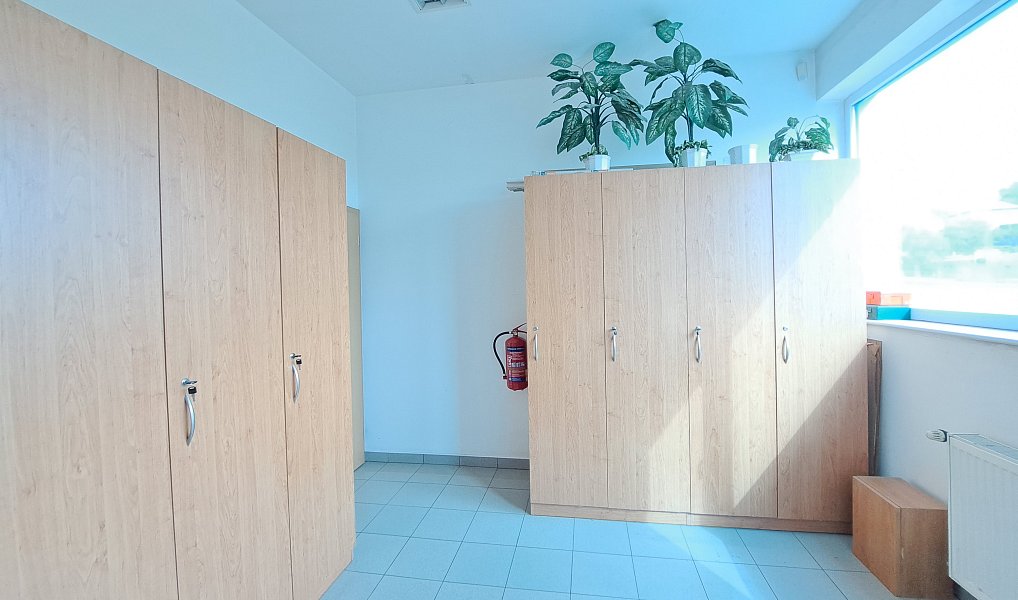 Pronájem skladovacích prostor 706 m², Tečovice – náhled fotky 21