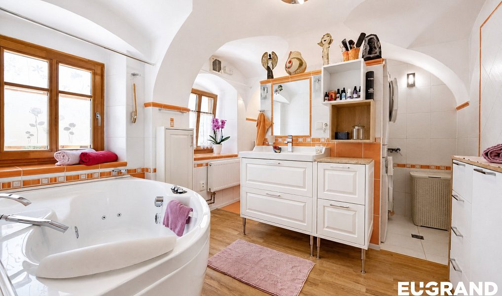 Prodej domu 271 m² s pozemkem 2 479 m², Krásná Lípa – náhled fotky 18