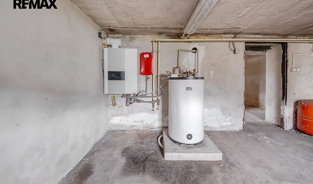 Prodej domu 175 m² s pozemkem 451 m², Ševětín – náhled fotky 15