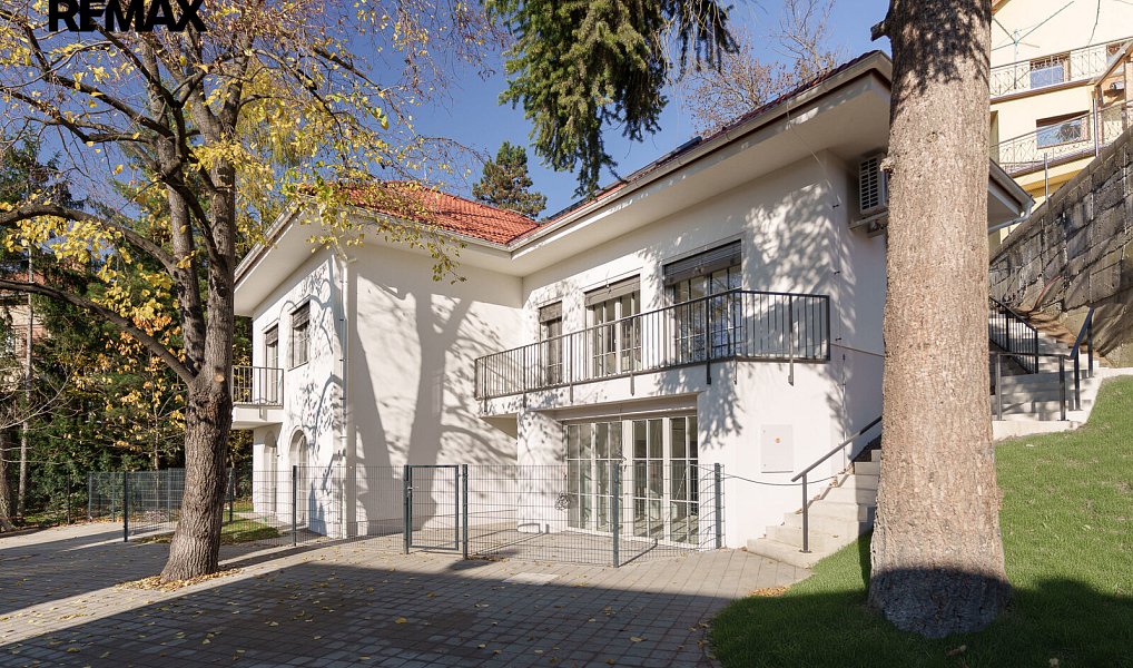 Prodej bytu 5+1 191 m², Praha – náhled fotky 20
