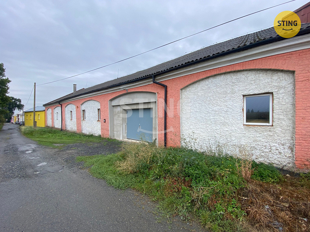 Pronájem skladovacích prostor 115 m² – fotografie 3