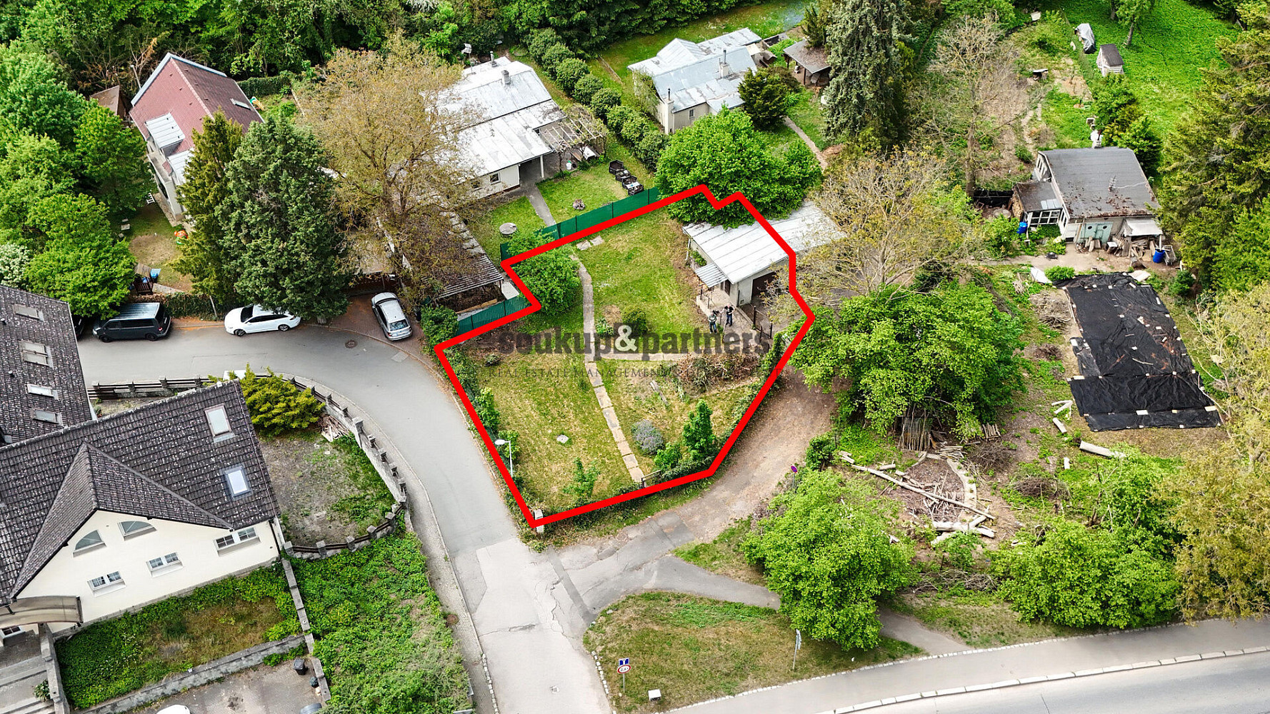 Prodej stavebního pozemku 486 m² – fotografie 2