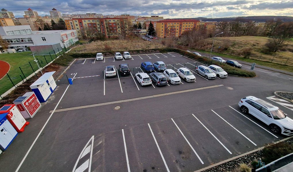 Pronájem parkovacího stání v Mostě, ul. Tyršova, Most – náhled fotky 2